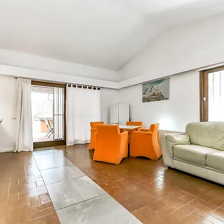Las Flores 2 Dorm 公寓 *